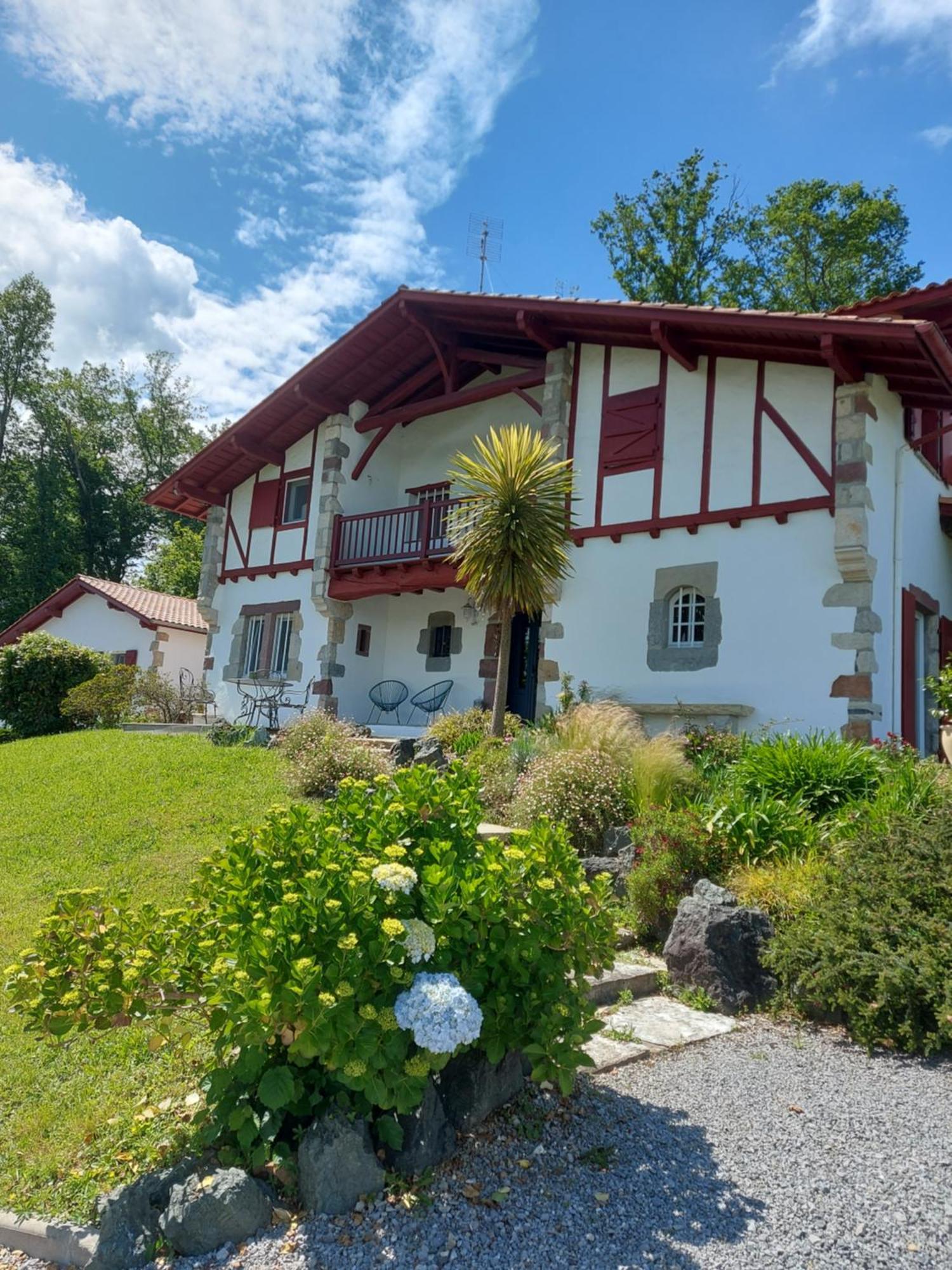 إيسبيليت Maison D'Hotes Villa Xaran Erdian المظهر الخارجي الصورة